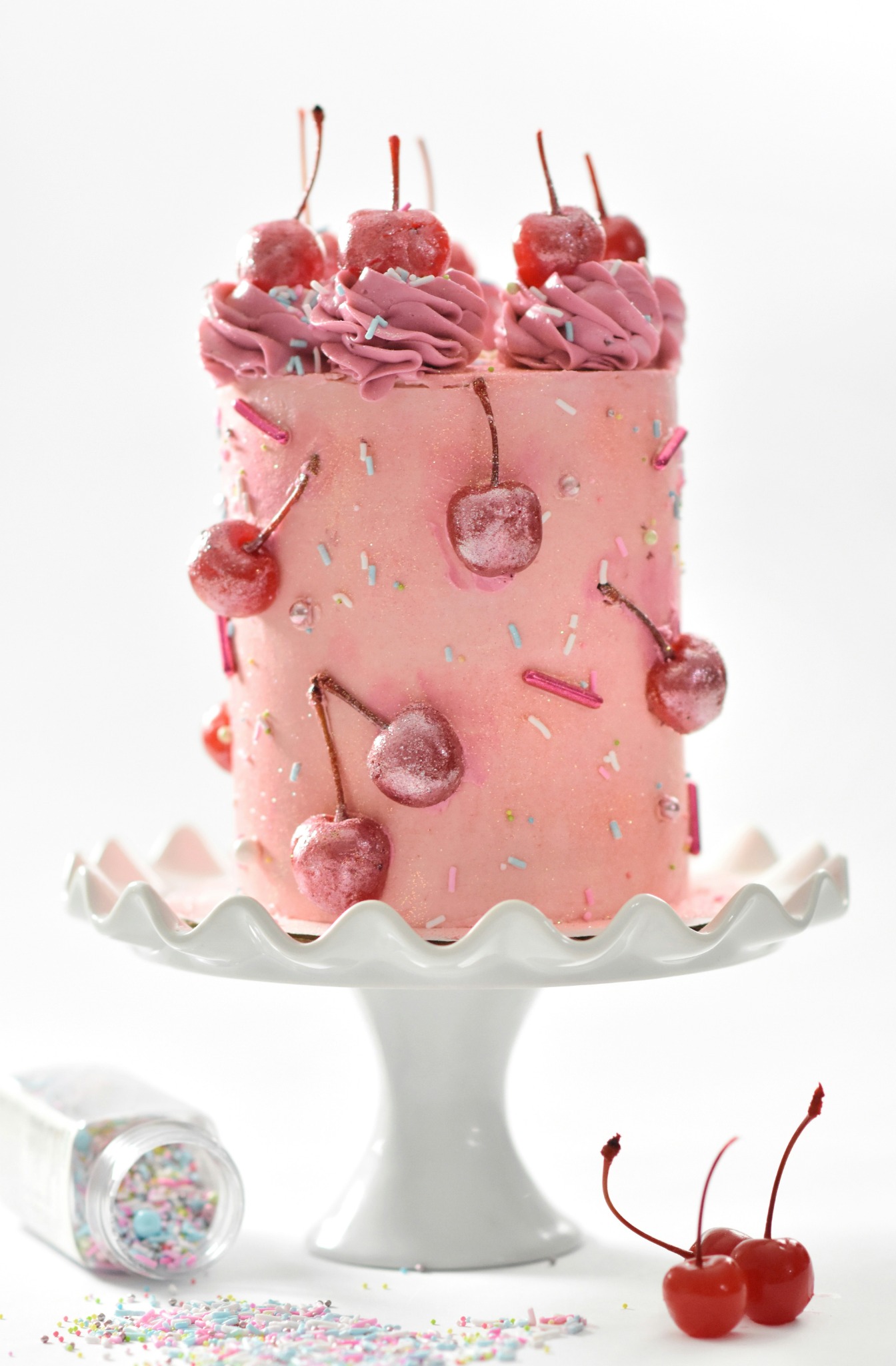 Pastel de doble altura en tonos rosados